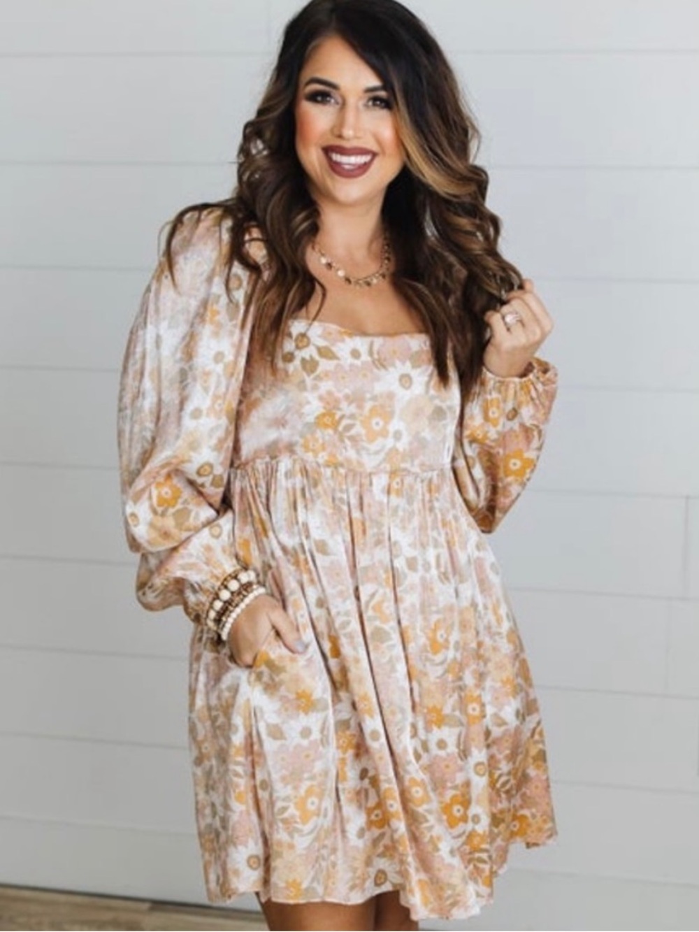 NWT EveryDayChic Boutique 70’s Florals Square Neck Pocket Long Sleeve Mini Dress